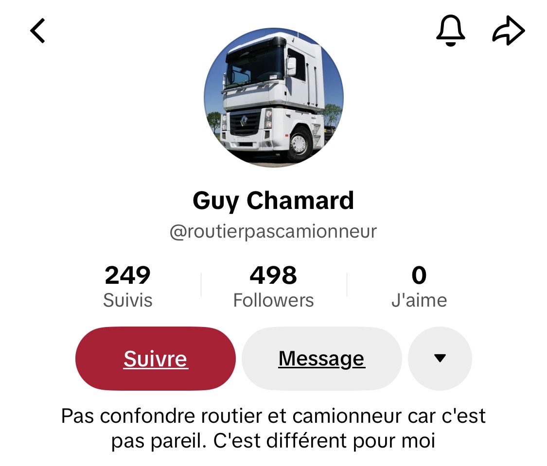 WAntillaise's tweet photo. « Oublie ces petites îles à la con, ça vaut rien... »
Voilà le niveau d'un "patriote" autoproclamé qui crache sur les Outre-mer avec le mépris le plus total.
Insulter la Réunion, la Guadeloupe et les Antilles, propager des clichés rances sur les Français d'Outre-mer tout en s'imaginant donner des leçons de grandeur, c'est l'hôpital qui se moque de la charité.
La France est riche de toute son histoire et de tous ses territoires. Le seul truc qui ne vaut rien ici, c'est ce tissu de conneries et de racisme décomplexé.
#StopRacisme #OutreMer #Unité #guadeloupe #martinique #guyane #reunion