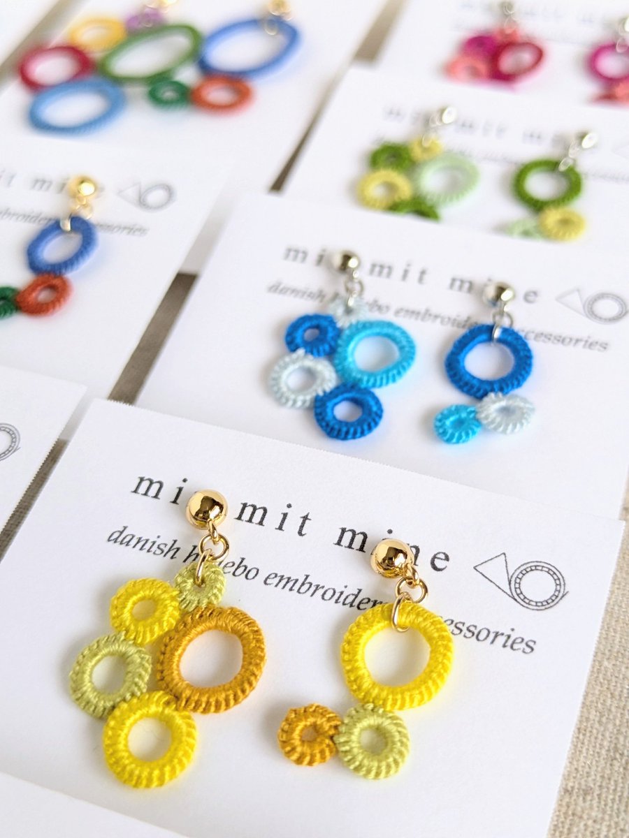 minmitmine's tweet photo. 【納品のお知らせ】
路地裏3坪雑貨店(京都八坂店)
京都市東山区玉水町78
市バス【清水道】徒歩40秒
【八坂庚申堂】徒歩30秒
@a_cupapa

夏におすすめの耳飾りたちをお届けしました🎆
すでに店頭に並べていただいております🎇
京都におでかけの際は是非お立ち寄りください🚍️ https://t.co/DaRQbeq2YH