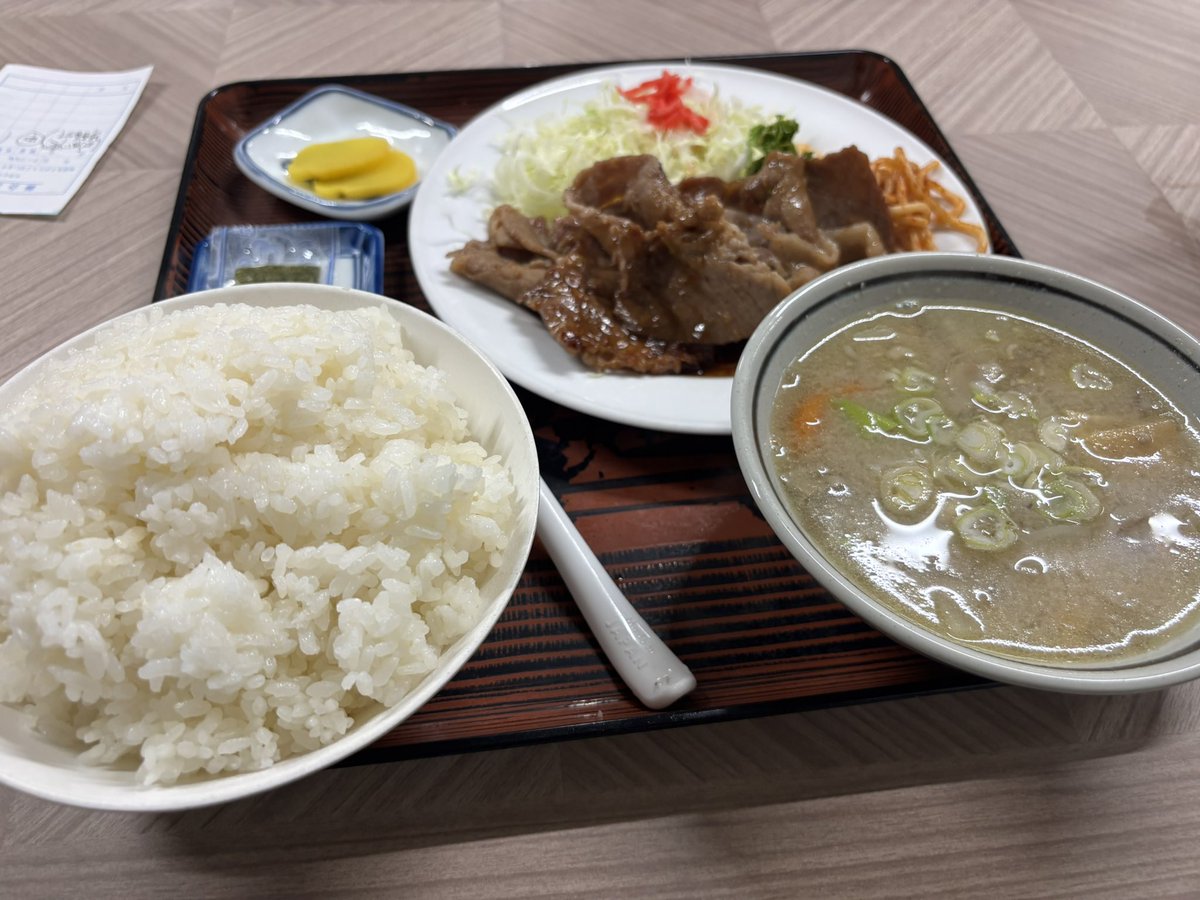 gnsu1122's tweet photo. 体調が悪いのでいっぱい食べます。 https://t.co/3WaYzsdbzp