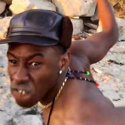 Userunfinded's tweet photo. 👋🏿💢 https://t.co/PU7B6dWcRr