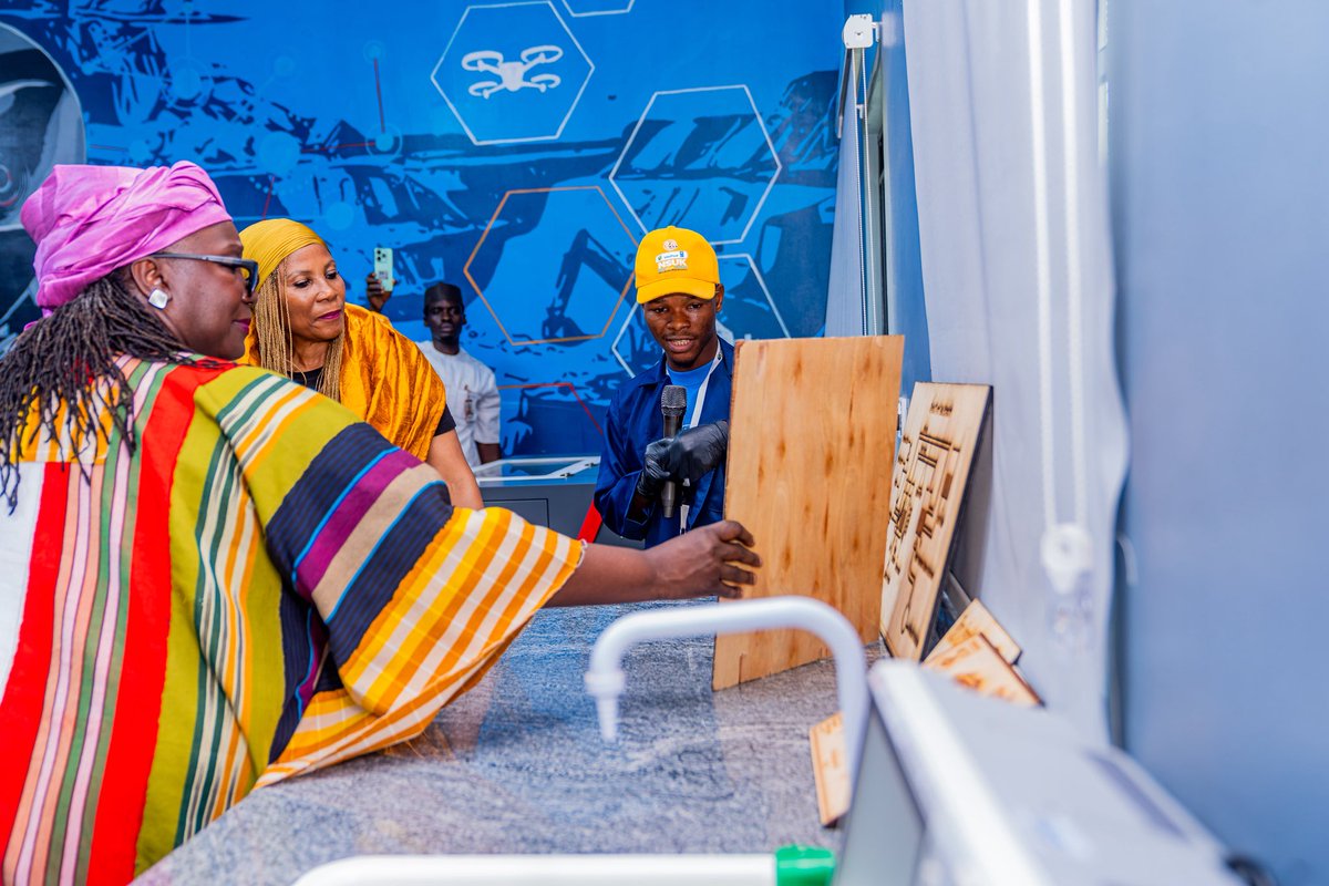 ElsieAttafuah's tweet photo. As the global race for critical minerals accelerates, competitive advantage will belong to those who build the innovation ecosystems that create value from them.

The Mine-Tech #UniPod at @OfficialNSUK, Keffi, part of the growing UniPod ecosystem in Nigeria under @timbuktooafrica, is a strategic investment in Nigeria’s solid minerals future, equipping students, researchers, and entrepreneurs to transform mineral wealth into technology, talent, and globally competitive enterprises.

Returning just months after its launch with @ahunnaeziakonwa, it was energizing to witness the vision already coming to life through the creativity and ambition of students, faculty, and the wider community.