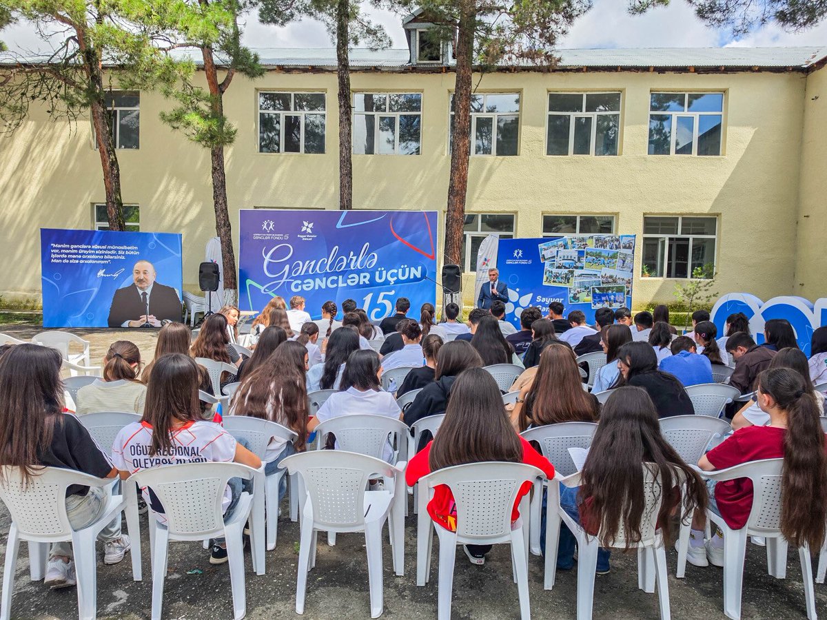 Youthfund_Az's tweet photo. #SəyyarGənclərXidməti Oğuzda uğurla davam edir. 😍
Gənclər interaktiv fəaliyyətlər, maarifləndirici görüşlər, ustad dərsləri və əyləncəli oyunlar vasitəsilə öz bilik və bacarıqlarını inkişaf etdirirlər.
#SGX2026 #AzGF #GİKM #GəncKönüllülər #gənclərləgənclərüçün https://t.co/YfXte9oBpq