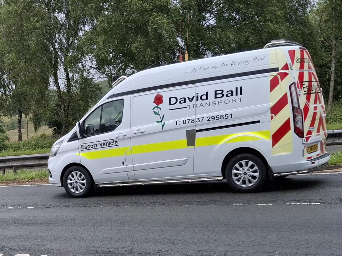 CAYMUSOCAUGHEY's tweet photo. @CAYMUSOCAUGHEY 🐦
Random Van
#Random #Car #Cars #PoshCar #Road #Roads #DualCarriageway #Traffic #Vehicle #Vehicles #LittleThingsMatter #CarsOfTwitter #SportsCar #SuperCar #Van #Vans #Ford #FordTransit #FordTransitVan #VansOfTwitter #DavidBall #DavidBallTransport #EscortVehicle https://t.co/ZHBO57VO03