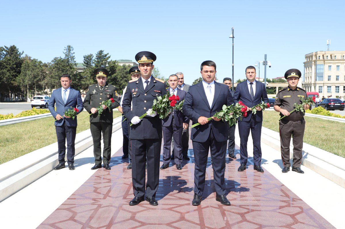NeftcalaRayonIH's tweet photo. Neftçalada 2 İyul- Azərbaycan polisinin yaranmasının 108-ci ildönümü qeyd olunub.

Ətraflı: https://t.co/E0K5YXGKKM https://t.co/fmSkqQf6Es