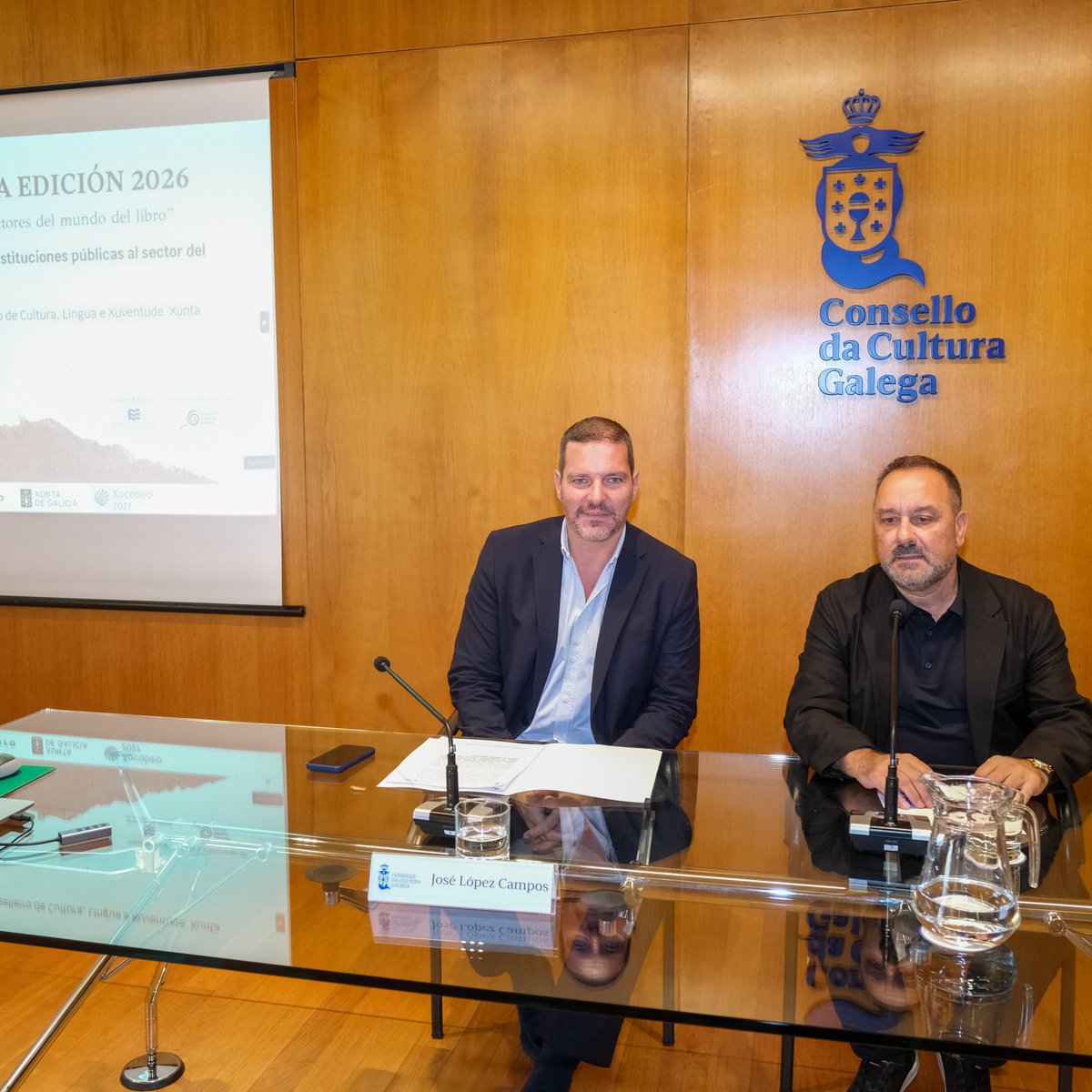 lopezcamposgal's tweet photo. O sector do libro é un dos piares da nosa cultura

De aí que, no #EncontrodaEdición, celebremos o seu bo momento cunha facturación de 27,6M€, dos cales 14M€ por libros en galego. Tamén que sigamos comprometéndonos no seu medre, tal e como demostran os 3M€ da @Xunta para 2026 https://t.co/T837vQURxK