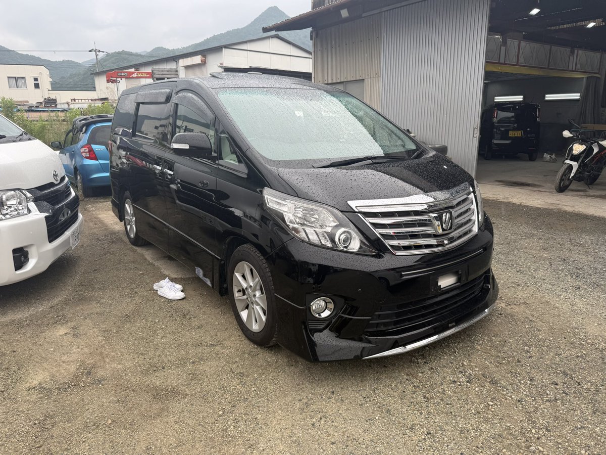 sugicchi5000's tweet photo. 20アルファード350scパッケージ！
3.5リッターV 6🫶
scのサンルーフ、プレミアムサウンド、革シート探してたけど革シートだけ揃わず😓笑
納車まであと少し😁
仕上がりが楽しみ😌 https://t.co/IPLdudRXjl