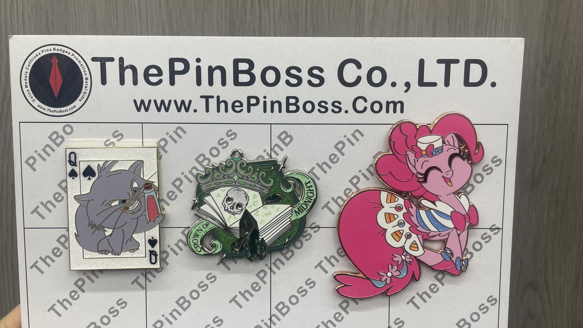 Vivian_pins's tweet photo. The absolutely beautiful pins were made by us!!๐ญ๐Is anyone love them?โจ
#enamelpinsfordays #enamelpin #enamelpins #hardenamelpins #pinmaker #pincollector #pins #pinsupplier #pin #hardenamel #enamelpins https://t.co/ddINGSWmFU