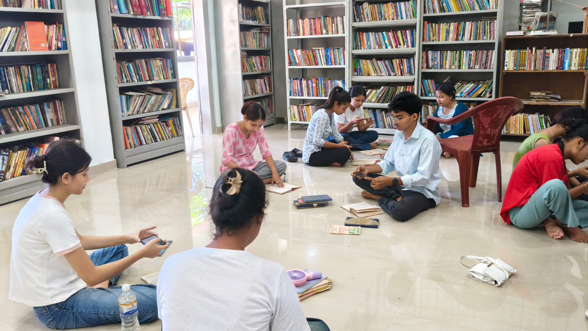mrinaltalukdar8's tweet photo. Proud to launch our App-Based Summer Internship. Students from Dibrugarh and North Lakhimpur Universities are joining hands to preserve Assam's literary heritage by digitizing rare books, xasipats, and journals for #DigitizingAssam. https://t.co/IsuNYCsL5X