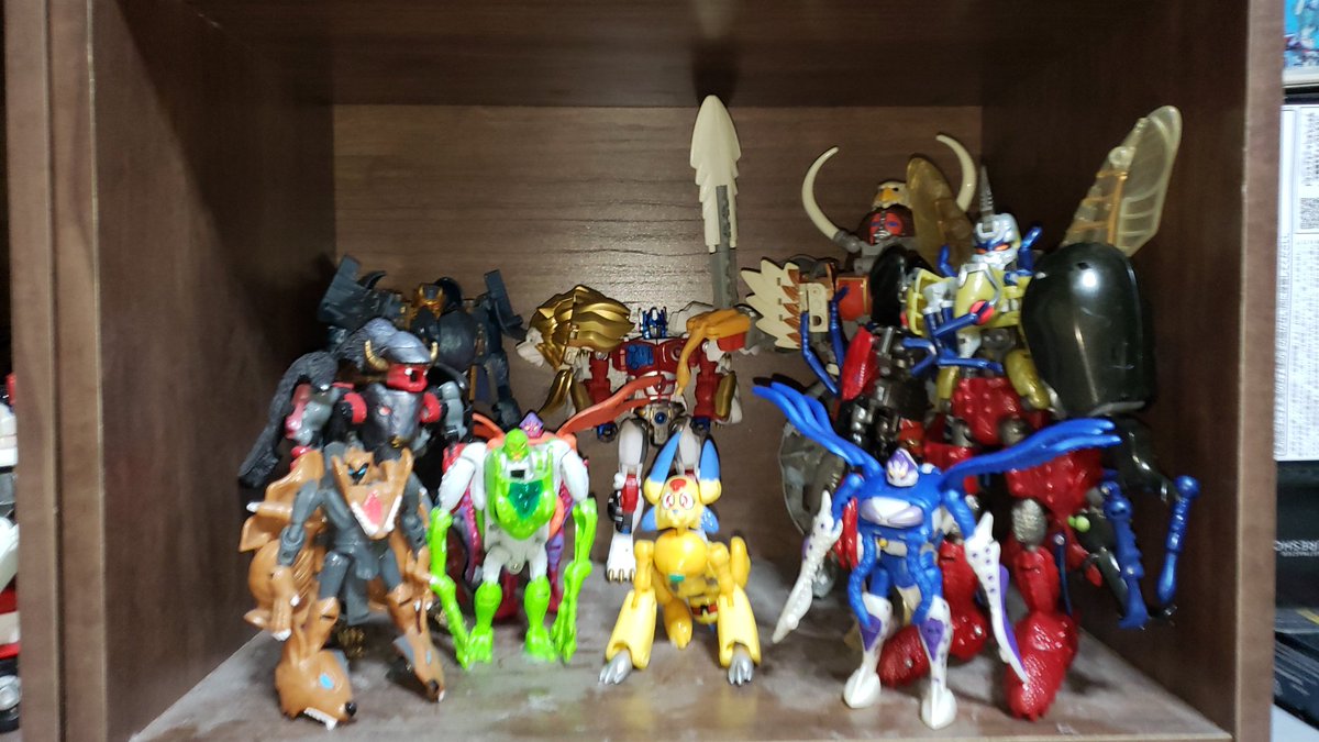 ビーストウォーズ マグナボス トリプルダクス ジャンク トランスフォーマー ビーストウォーズセカンドの棚を模様替え。 マグナボスとトリプル