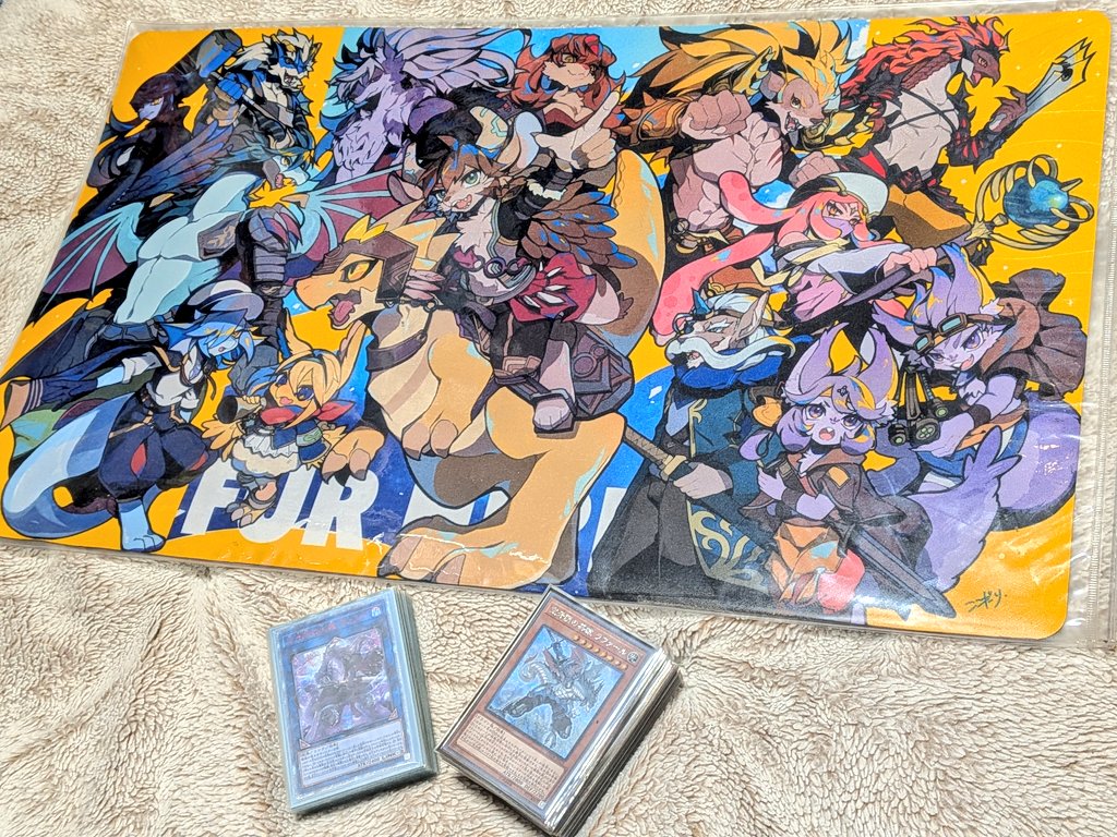 dbds20180224's tweet photo. ここだりさんの空牙団プレイマット
無事届きました！！！！！！ずっと欲しかったから嬉しい😭😭😭大事にし���す〜〜！ https://t.co/JNCX40sufX