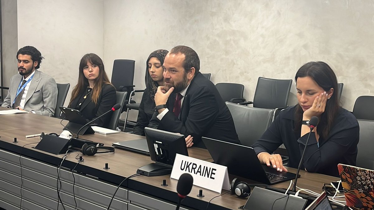 GENetwork's tweet photo. @UNHumanRights @UN_HRC @garnglobal @FranciscansIntl @Armembsuisse @Geneve_int In an open discussion, panelists and participants further reflect and discuss:
🔹 the importance of protecting env't defenders, communities and Indigenous Peoples, have better implementing frameworks
🔹 overlaps between #RightsofNature & NBSAPs https://t.co/KSE7DQgXXQ