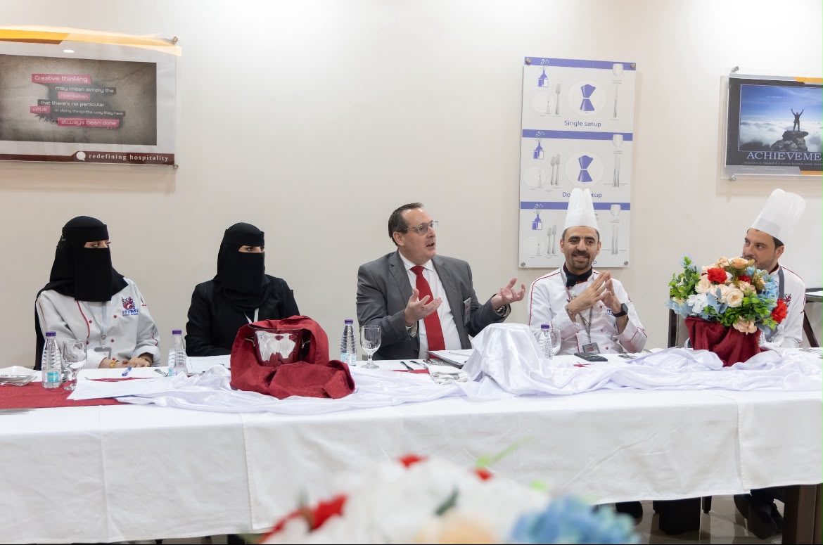 HtmiKSA's tweet photo. 👨🍳 HTMi Al-Baha hosted the Culinary Challenge, where trainees teams showcased their creativity and culinary excellence. Participants were judged on professional cooking and presentation standards, and all teams were honored for their outstanding efforts. 👏🏆
#HTMi #CulinaryChallenge #Hospitality #FutureChefs