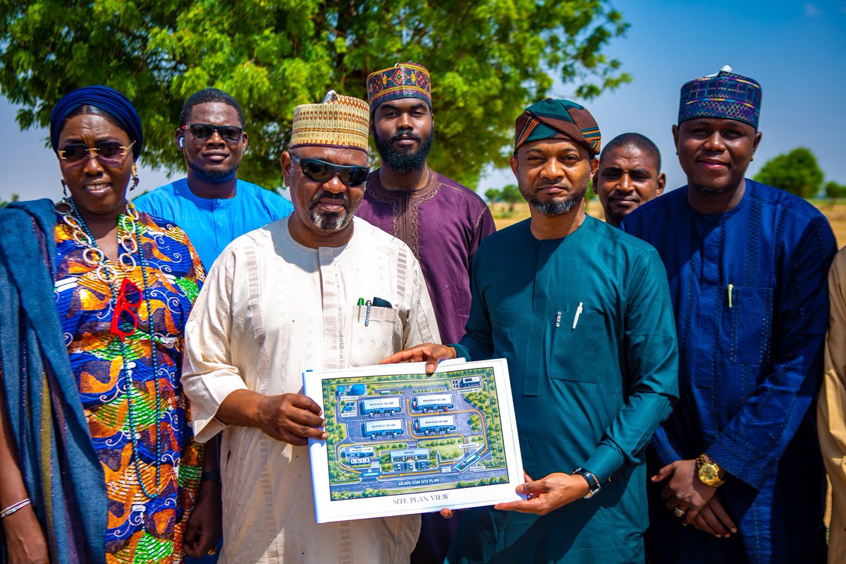 aatuche's tweet photo. Yesterday at the Jigawa Economic and Investment Summit in Dutse, I had the privilege of joining global business leaders and key stakeholders to deliberate on sustainable pathways for regional economic expansion and market integration.

A defining milestone of the summit was the formalization of a landmark tripartite Memorandum of Understanding (MoU) between the Nigeria Commodity Exchange (NCX), the Jigawa State Government, and the Rural Electrification Agency (REA). 

This strategic alliance is directly aligned with the Renewed Hope Infrastructure Development Fund (RHIDF) under the Renewed Hope Agenda of His Excellency, President @officialABAT, GCFR—specifically targeting the optimization of agricultural infrastructure to drive food security, rural industrialization, and economic productivity.

The collaborative framework leverages the unique strengths of each partner to build a highly efficient agro-logistics ecosystem:

- The Jigawa State Government will provide dedicated land parcels strategically located to optimize agricultural output.

- NCX will develop modern Aggregation Centres equipped with state-of-the-art warehouses, standardized cleaning, and precision weighing facilities to guarantee quality control and market readiness.
 
- REA, utilizing a foreign-funded initiative, will deploy robust solar energy infrastructure to power the entire ecosystem, ensuring uninterrupted, clean energy for all processing and storage operations.

By seamlessly integrating structured commodity market infrastructure with sustainable, renewable energy, we are addressing critical supply chain vulnerabilities—most notably reducing post-harvest losses and lowering operational costs for smallholders and agribusinesses. 

This project serves as a scalable blueprint for climate-resilient agricultural value chains in Nigeria.

I extend my profound appreciation to His Excellency, Governor @uanamadi of Jigawa State, and the leadership of the REA for their unwavering commitment to this vital national vision. Together, we are transforming Nigeria's agricultural landscape.