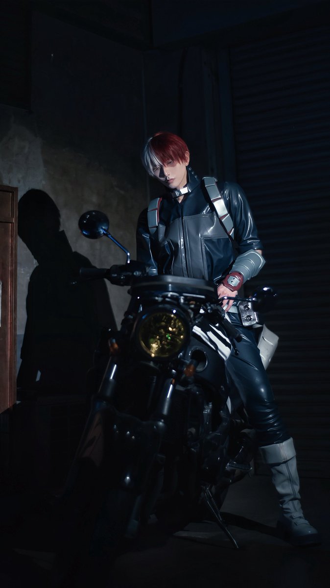 wkwk_aky's tweet photo. スタジオにバイクがあったので乗ってみたやつ！
あそびでもかっこよく撮ってくれてウレシイ〜🫶🏻

photo ▷▷ isumi https://t.co/9e2VXHTzss