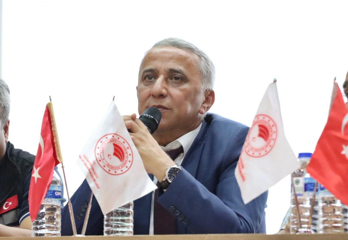 anteptarimill's tweet photo. Oğuzeli İlçesi Tarım Sektörü istişare toplantısı İl Müdürümüz Sayın İbrahim SAĞLAM, İl Müdür Yardımcımız, Şube Müdürlerimizin, İlçe Ziraat Odası Başkanı ve sektör temsilcilerinin katılımlarıyla düzenlenmiştir.
@TCTarim @ibrahimyumakli @ibrahimsaglam46 @tobeydb https://t.co/MLJd5Upo46