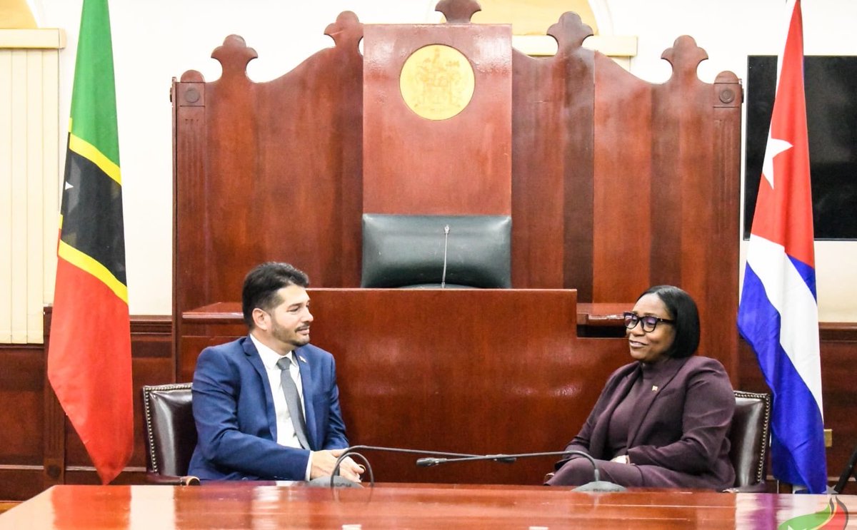 CubaMINREX's tweet photo. Sostuvo Embajador de Cuba @GiuvelOrozco cordial reunión con la Honorable Lanein Blanchette, Presidenta de la Asamblea Nacional de la Federación de San Cristóbal y Nieves🇰🇳 .

Se reafirmaron los históricos vínculos de solidaridad, cooperación y entendimiento entre ambos pueblos. https://t.co/GGXOsGsxTw