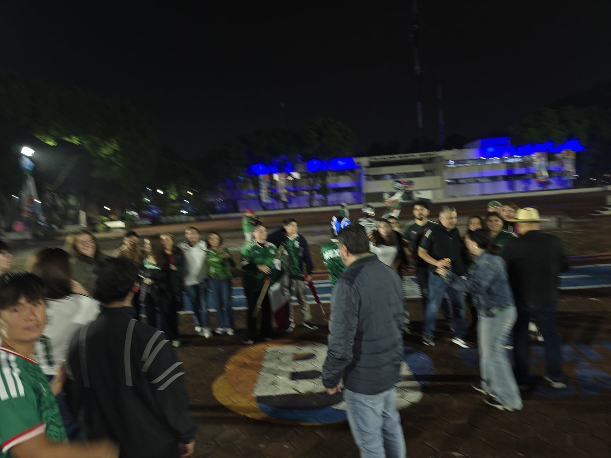 MexicanosSegur's tweet photo. Cordial Invitación a nuestra H. Bandera Mexicana, en el asta de @BJAlcaldia para el próximo Domingo 5 de Julio. Apoyanos por favor @LuisMendozaBJ estamos seguros que @BlindarBJ también estará presente en éste próximo triunfo. Gracias y que Viva México https://t.co/9WS3ppAk0o