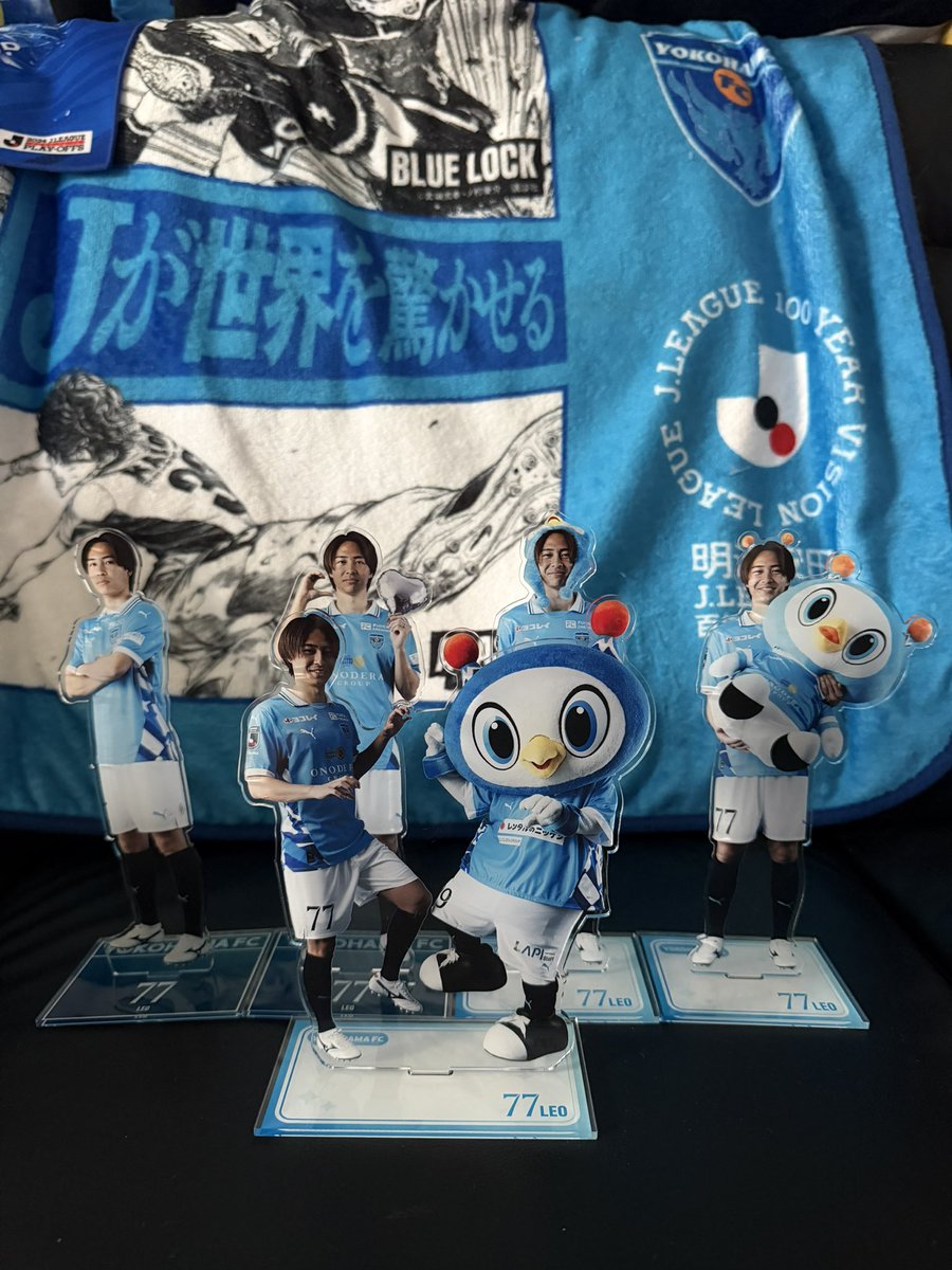 324Tetsuya's tweet photo. BIGアクスタ届きました😍
マジで大っきい笑笑
#横浜FC
#yokohamafc
#髙江麗央 https://t.co/LdDukXD5W8