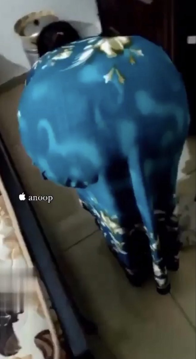 ROCKROD_'s tweet photo. Uffff my thirst of owning the body which gave birth to you is un matchable to any lust, my intention to vist your home to see your beef meat body moms huge round ass  swingling left n right raw , ungomma juicy round raw soothu unna petahva idupa pudichi ookanum da 🤤🤤🥵🍆💦 https://t.co/Vcy27syY3t
