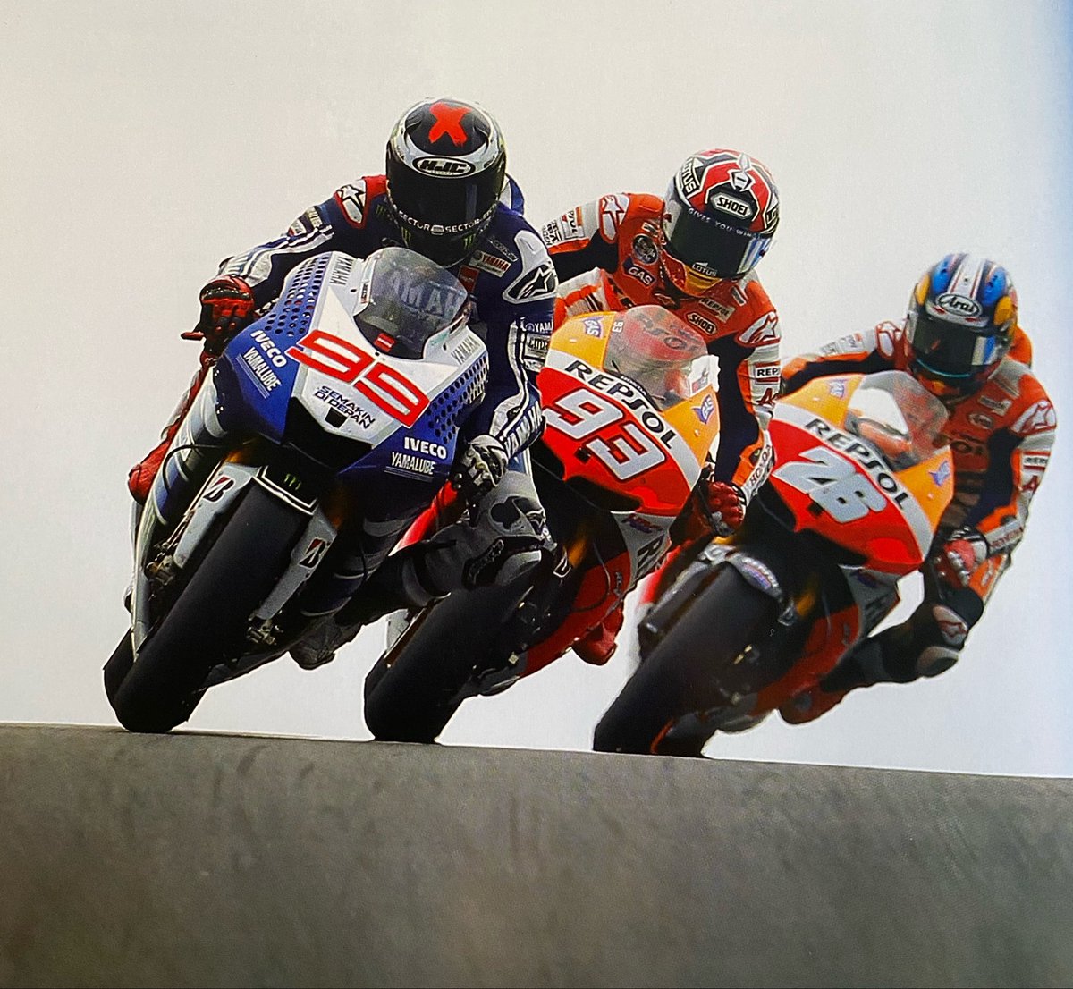 AntonioRamosGP's tweet photo. Jorge Lorenzo 🇪🇸
Marc Márquez 🇪🇸
Dani Pedrosa 🇪🇸
#MotoGP https://t.co/jMVPoP9wFW