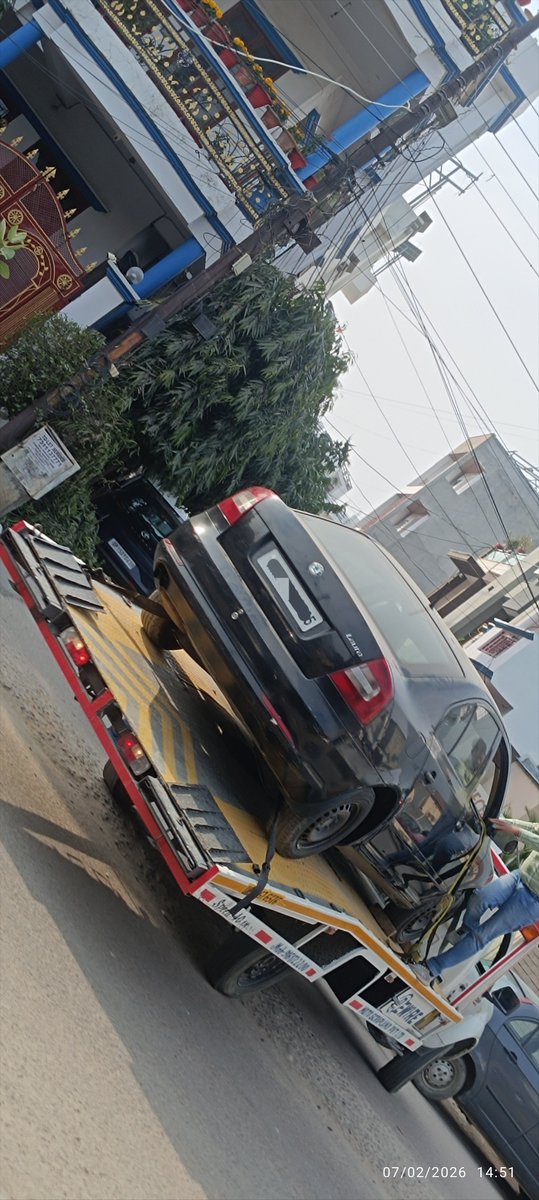 pratham_vikas's tweet photo. @nitin_gadkari bcoz of your experiment of e20 ethanol blending my skoda sedan damaged and still irrepairable, now will you pay the compensation??? https://t.co/JMFNXU4liu
