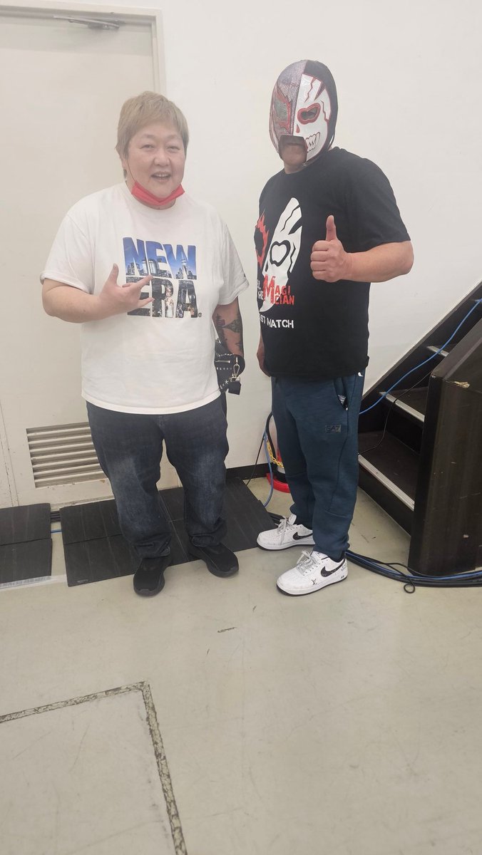 DevilFree1028's tweet photo. 11月29日(日)女子プロレス
マーベラス広島初進出❗
広島産業会館　12時半予定
女子プロレス、レジェンド
長与千種さん率いるバチバチ軍団
広島に❕　所属外でも今もっとも
勢いがある有名選手も参戦いたします。チケット、詳細は
追って発表いたします。
また、夕方からは男子プロレス
あり、これも追って発表いたします