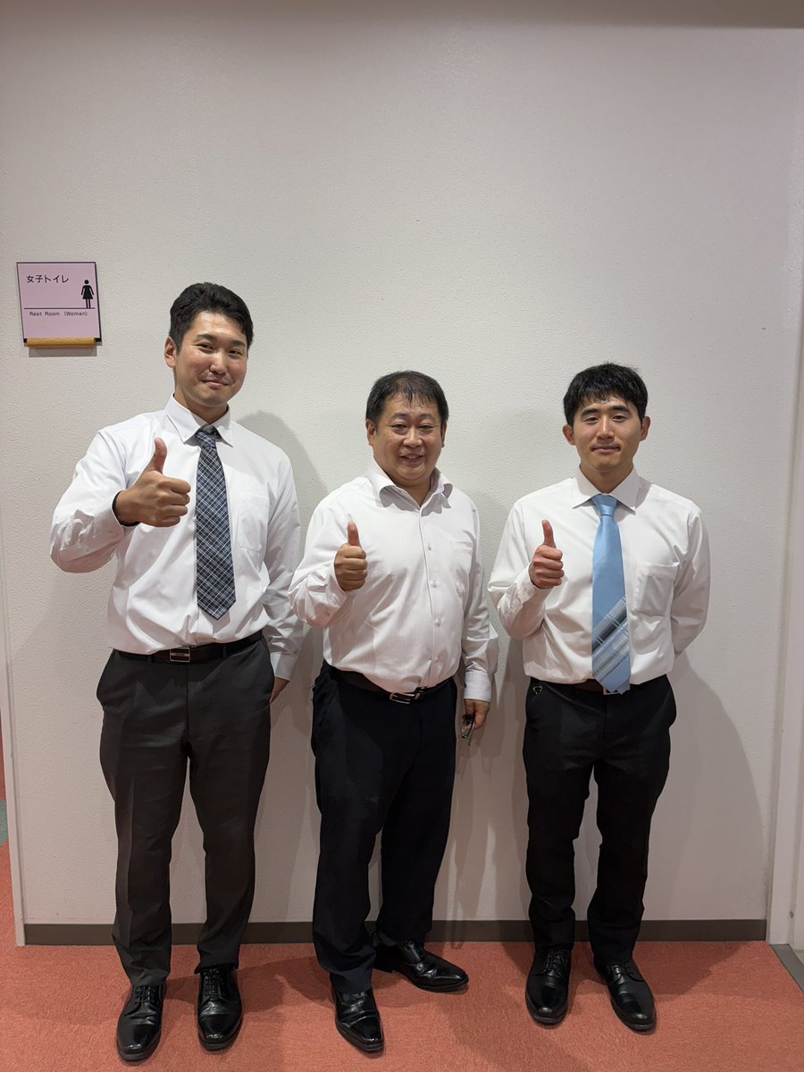 official_medlab's tweet photo. 日鉄環境（株）から前田研究室のOBの藤江さん（令和元年卒）と松島さん（令和7年卒）が企業説明会をしに来研されました！

OBとの強いつながりを持つのも当研究室の強みです👍

ありがとうございました。 https://t.co/4eUcpjhFyL