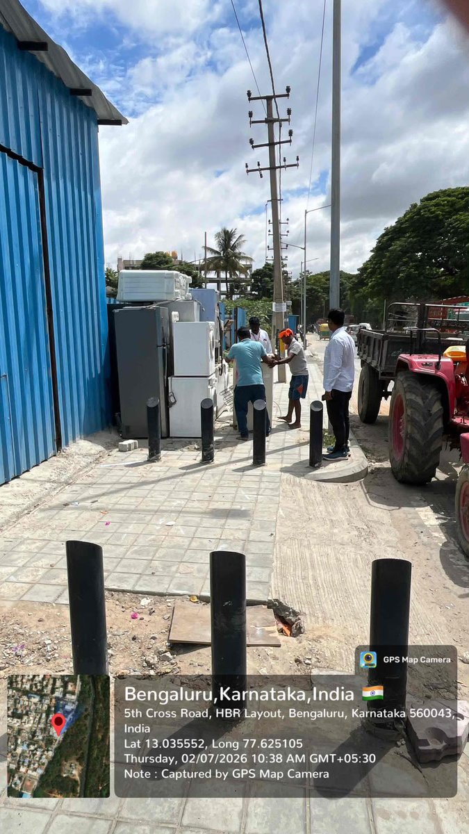 TOIBengaluru's tweet photo. Day 2 of…

#FreeTheFootpath drive in #Bengaluru

Encroachments being cleared on the pavement of HBR Layout 5th Cross in #Sarvagnanagar constituency 👇.

@timesofindia (📹: GBA) https://t.co/VyPW2Mw1Sz