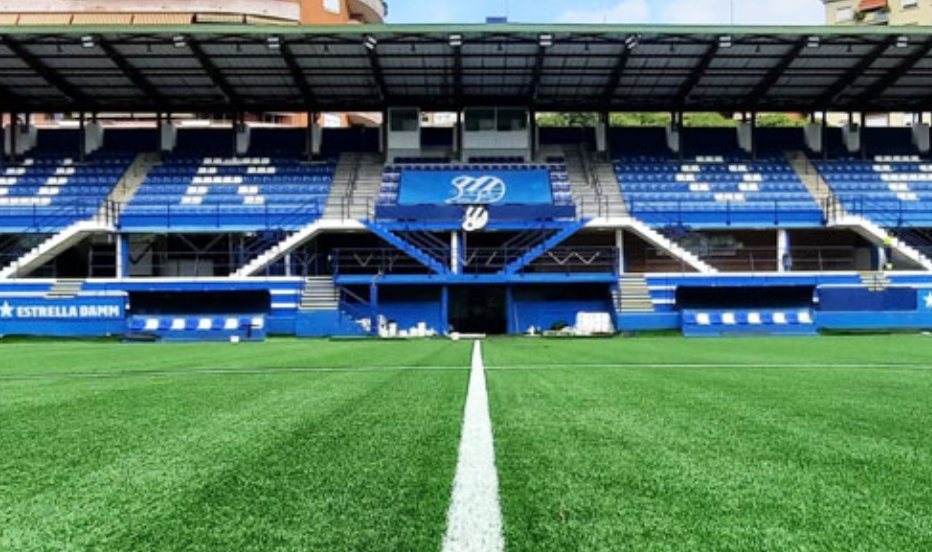 Pepelias17_'s tweet photo. 🟢⚪️El Betis Deportivo aún podría jugar en Primera RFEF si renuncia el CE Europa 

🏟️🔵 El histórico club del barrio barcelonés de Gracia no dispone de campo de césped natural, como exige la Federación, y los socios van a votar si vuelven a jugar en otro campo, como esta pasada campaña, o prefieren seguir en el suyo en una categoría inferior

https://t.co/G2RPf2N1Qo a través de @MundoBetis_