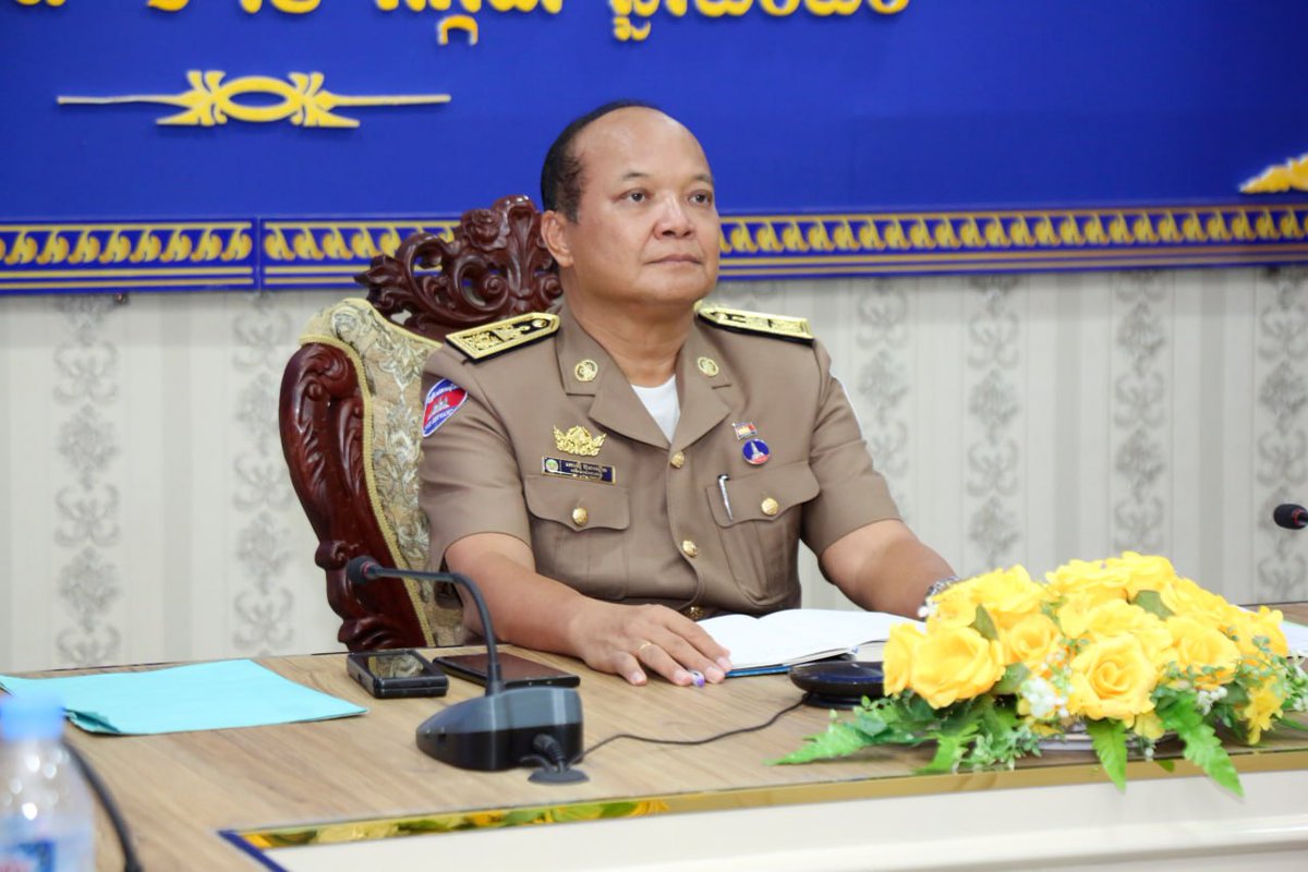 akppailin's tweet photo. លោក គោ ស៊ុំប៊ុនសឿត អភិបាលរងខេត្តប៉ៃលិន អញ្ជើញចូលរួមកិច្ចប្រជុំប្រចាំខែ ដើម្បីតាមដានវឌ្ឍនភាពនៃការងារបង្ក្រាបបទល្មើសឆបោកតាមប្រព័ន្ធបច្ចេកវិទ្យា https://t.co/3iZjh5tNYY