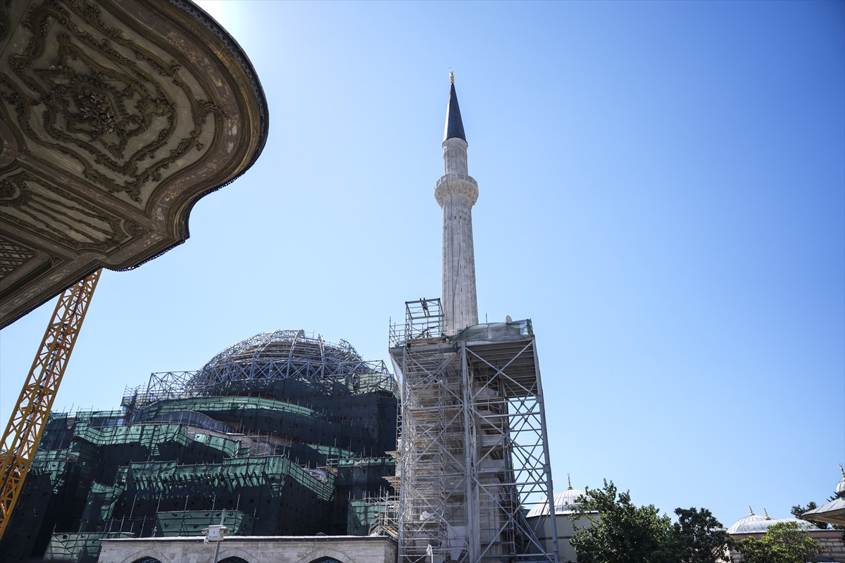 GezelimSeyahat's tweet photo. Edirne’nin özel taşı ilk kez Ayasofya restorasyonunda kullanılıyor
https://t.co/ziDdCyvh1g
#Edirne #İstanbul #Ayasofya https://t.co/CJUPSf01Qw