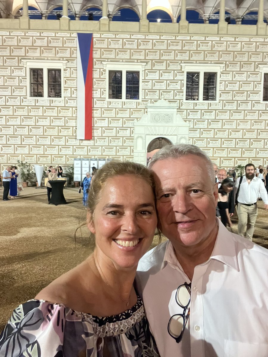 SvetlanaWit tweet picture