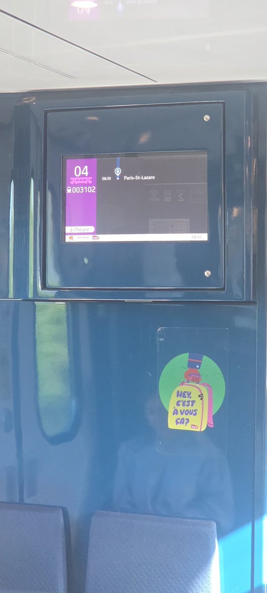 AnthoreValrie's tweet photo. @train_nomad Je n'ai pas pris mon billet sur l'application donc pas d'info mais au courant des difficultés grâce à  @UsagersSNCF 🙏🏻 Je m'étonne qu'il n'y ait ni affichage ni annonce à bord. Merci. https://t.co/eUXyNhcyUB
