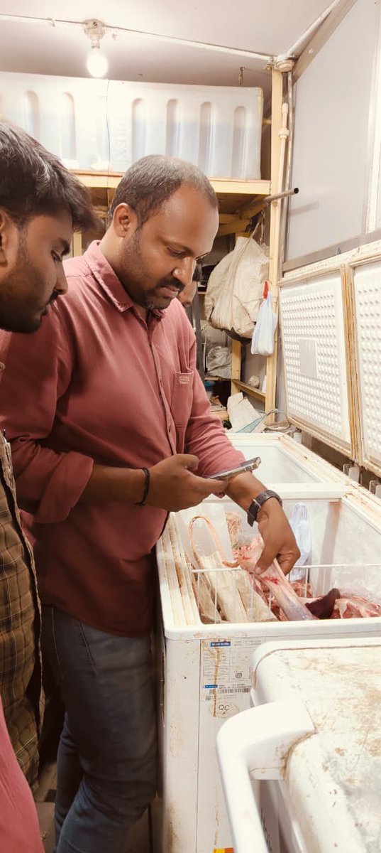 HFastHCP's tweet photo. 🚨 H-FAST &amp; CCS Bust Meat Adulteration

On 01.07.2026, H-FAST, CCS, FSO, Veterinary Doctor &amp; Habeebnagar Police apprehended 2 persons for supplying beef as goat mutton to hotels in Hyderabad. 50 kg beef seized &amp; disposed. Legal action initiated. https://t.co/0EGJCF4yRP