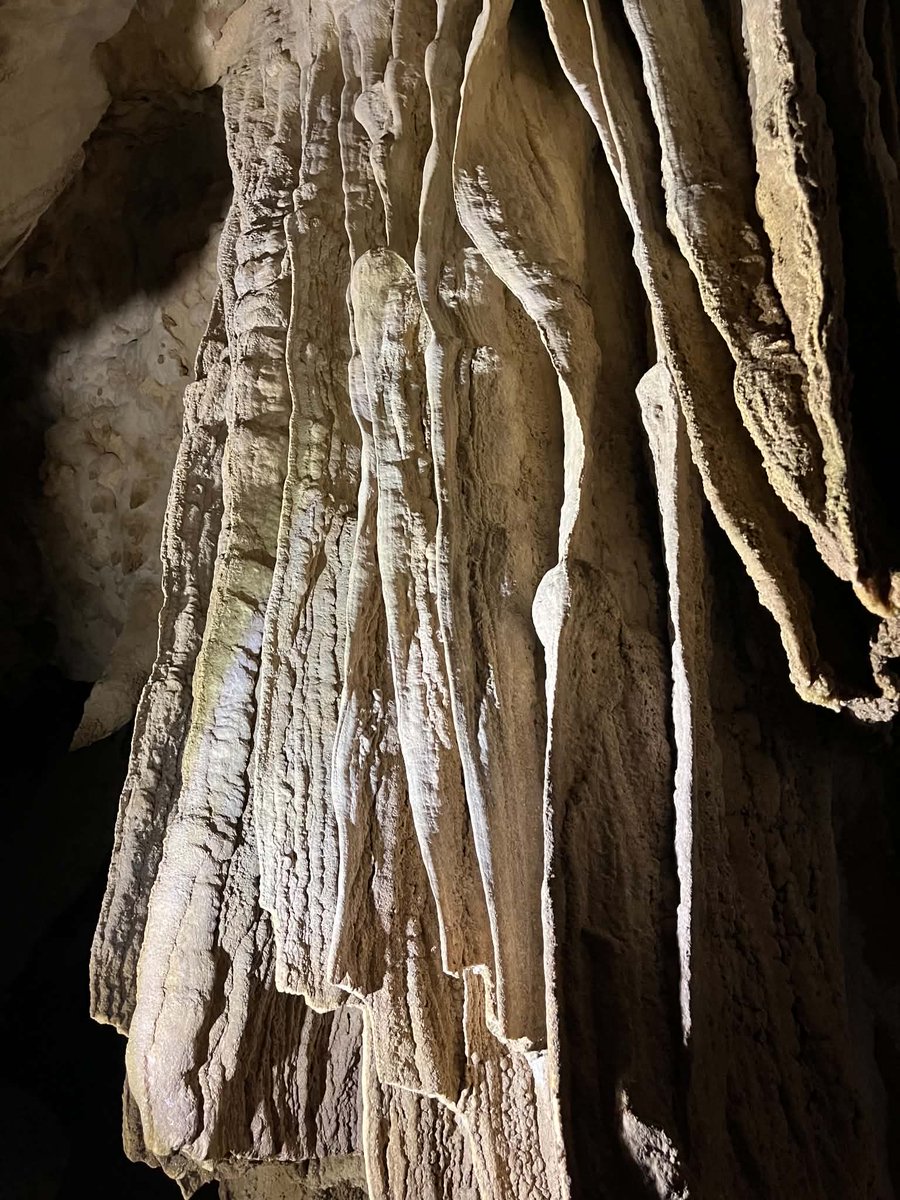 Melleniaaaaals's tweet photo. 📍Panhulugan Cave https://t.co/8pIPa6SN7O