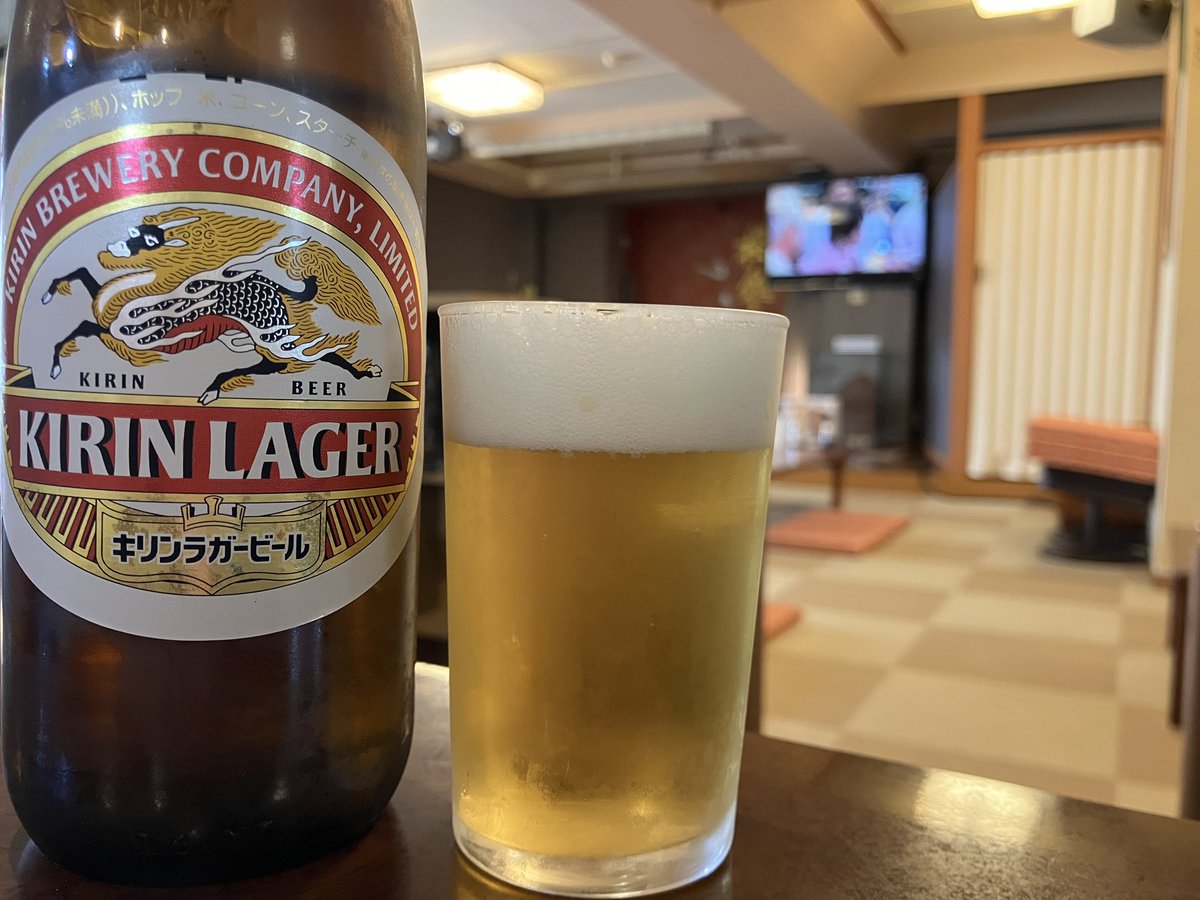 u_ko_su_'s tweet photo. えっ！わっ！7月！🍉スイカと枝豆ととうもろこしの夏🌽あと麦酒🍻
明日久しぶりにお休みなので来ちゃった♨️ #銭湯めぐり #湯活 #お気に入り #昭和感 https://t.co/4gQvpxZbr3