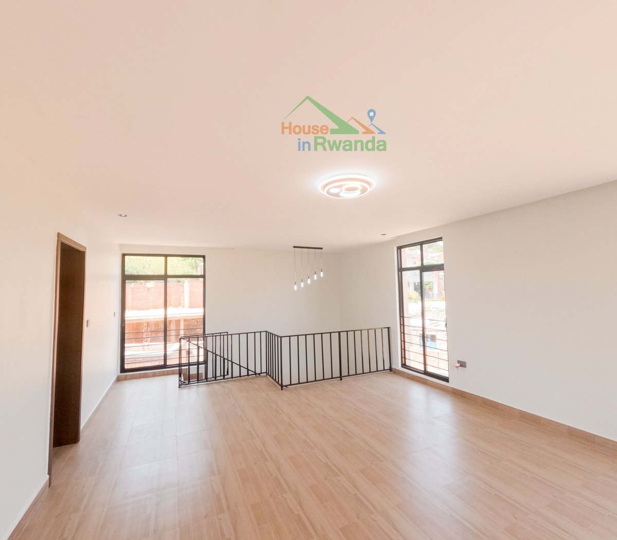 HouseInRwanda's tweet photo. 🏠KIGALI MODERN 3-BEDROOM EN-SUITE HOUSE IN KAGUGU - READY TO MOVE IN🆕

💰Price:1,800,000 Rwf /month
🛏️Bedrooms:3
🛀Bathrooms:3
✅Furnished: No
🅿️Parking
For more details 👇
https://t.co/e2YAI2rQNJ

Contact name:👨‍💼Landry

#kigali #house #rent #houseinrwanda https://t.co/F5G7rVxba3