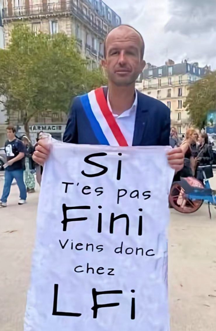 DeniSimonin's tweet photo. Question de fond pour @CaronAymericoff :
Peut-on être à la fois 
pro-moustiques et antisemite …??😳😳
@FiAssemblee #LFILaHonte 🤮🤮 https://t.co/siFE0jrmfu
