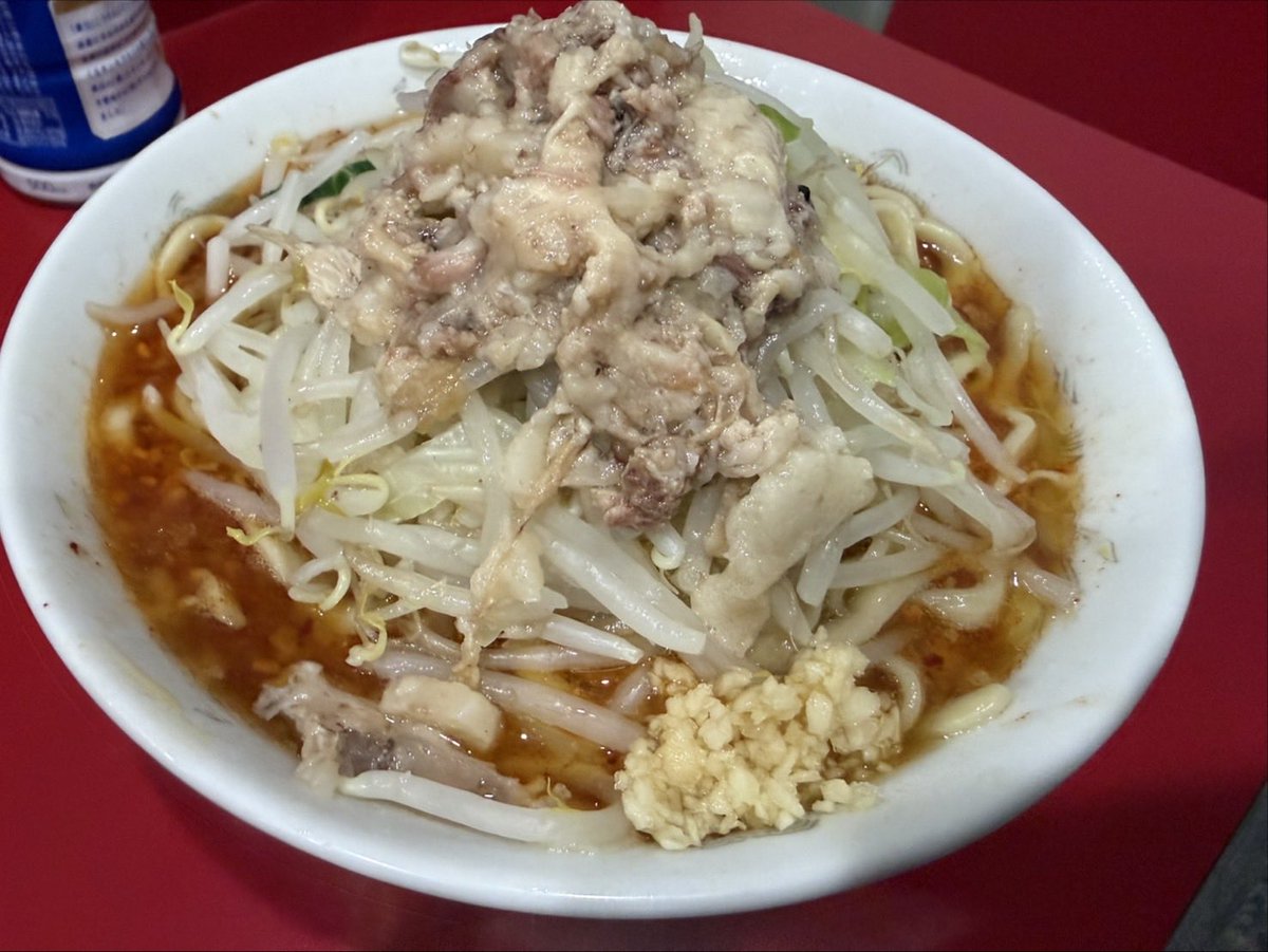 RK50989550's tweet photo. ラーメン二郎
6月の巡礼記録

生田×2
目黒×3
上野毛×1
神田神保町×1
野猿街道2×1

6月は合計8二郎でした！ご馳走様でした！⭐️
7月の目標は目黒3、ひばりヶ丘1、湘南藤沢1、生田3
昨日、聖地巡礼させてもらったので上記合わせて9杯を目指します🍜昨日よりも今日を強く生きようと思います🍜 https://t.co/tc4J2pDaHW