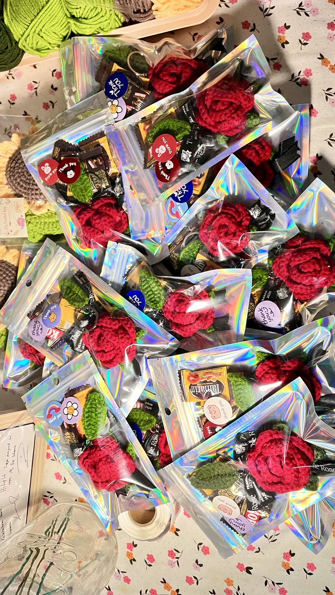 restmyd's tweet photo. The rose freebies at Prambanan Jazz Festival 2026 🌹🎉

#therose #blackrose #pjf #pramabananjazzfestival https://t.co/RkQ4xriOkG