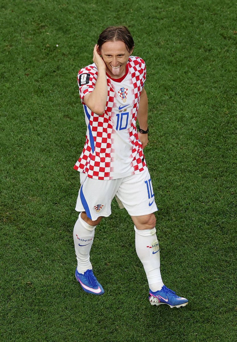 EleModric's tweet photo. Please please please please 🙏🏻 https://t.co/P4w2eUQ8de