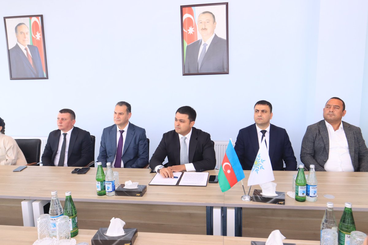 NeftcalaRayonIH's tweet photo. “Gənc Kadr – Neftçala Gənclərinin İnkişaf Proqramı”nın bağlanış və mükafatlandırma mərasimi keçirilib.

Ətraflı: https://t.co/giKBWkJ7Rg https://t.co/Q8VdqjC0oI