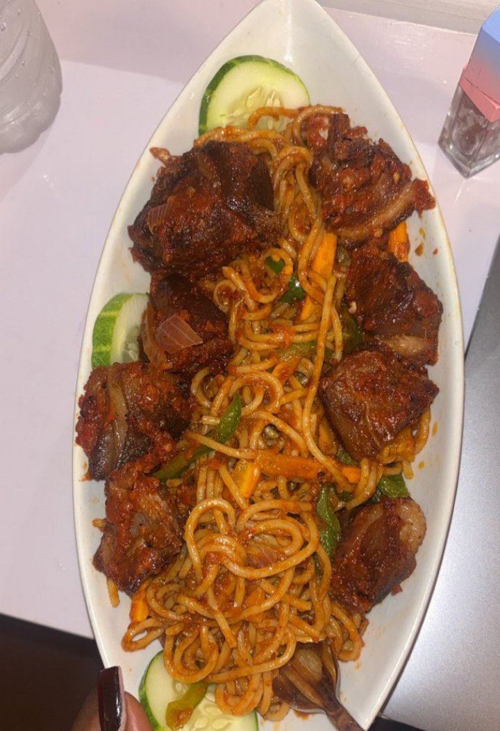 ChrisOdogwu's tweet photo. @ChrisOdogwu Day 2
Breakfast 
Lunch 
Dinner.
Localised to all regions of Nigeria.
Balanced diet: Fat &amp; oil, Carbohydrate, Protein, Vitamins and Minerals https://t.co/Kse5qve7M2