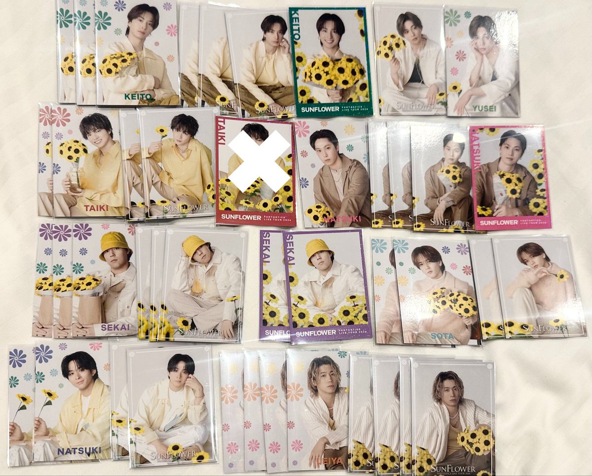 k_ykimura's tweet photo. FANTASTICS ファンタ SUNFLOWER 交換

求▷買取

譲▷アクスタ　澤本夏輝、世界、佐藤大樹
　　フォトカ　（堀夏喜、瀬口黎弥、木村慧人
　　　　　　　　中島颯太、八木勇征）

大阪手渡し優先　代々木　BOT 手渡し
または郵送にて希望 https://t.co/mwIc0lSfR3