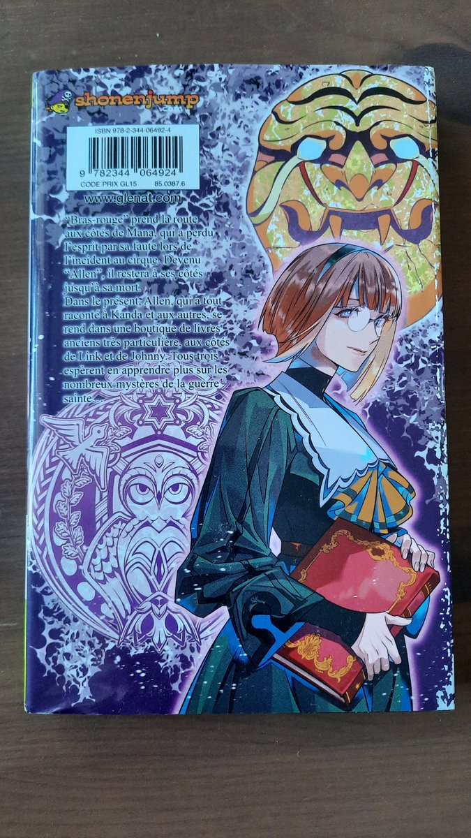 DGraymanFR1's tweet photo. C'est hier que le T29 de D.Gray-man - L'autre Bookman Jr. - de Katsura Hoshino est paru en librairie en français !

Fin de l'arc "Dire adieu à A.W", début d'un autre.
Ambiance gothique, dessins sublimes et des révélations en pagaille dans un beau volume de plus de 250 pages ! 🃏 https://t.co/ZcXy1QchYK