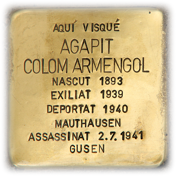 IStolpersteine's tweet photo. #OTD en hace 85 años fue asesinado en el campo de concentración de Gusen

AGAPIT COLOM ARMENGOL
🔻 #deportado

En la puerta de la casa en que vivió, en la ciudad de Manresa, un 🟨 #Stolpersteine le recuerda.

"Una piedra, un nombre, una persona"

#RememberGusen https://t.co/mkfBLROuP0