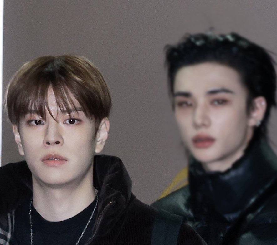 _r3hc's tweet photo. 🐶 behind hyunjin
                                            🤍
                                                        hyunjin behind seungmin https://t.co/EwcGX1VQfx