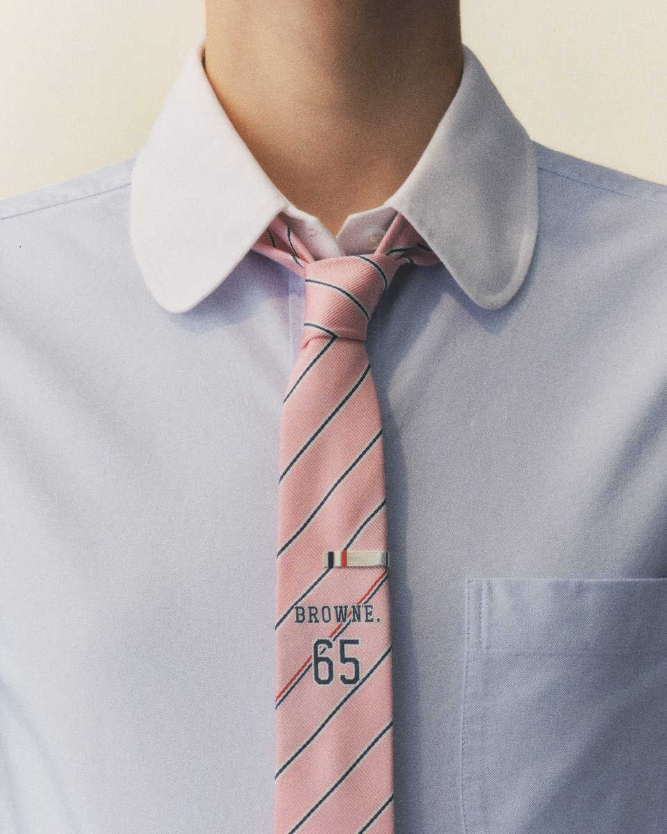 4AAAAart's tweet photo. Collar Theory by Thom Browne Summer 2026 https://t.co/kfNZ56MbwL