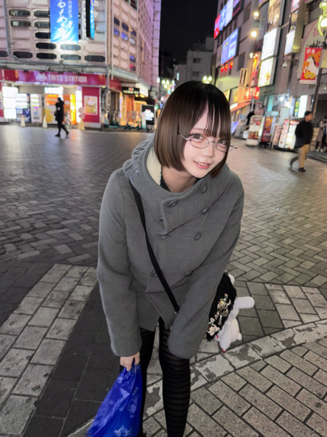 GretchenMa37205's tweet photo. 眼鏡かけるとただの彼氏のいない地味女です… https://t.co/NnEDdZha91