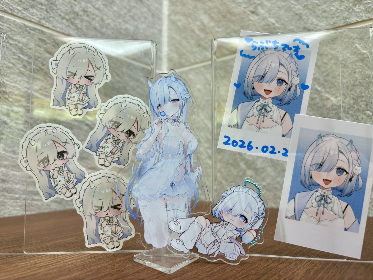 _kawa_01_'s tweet photo. #藍宮ゆら🤍🧊
生誕グッズ届きました〜🩵
初のタペストリーもステッカーもアクキーも全部可愛すぎて大満足です(-´∀`-)✨ https://t.co/z7gHHwU1XN